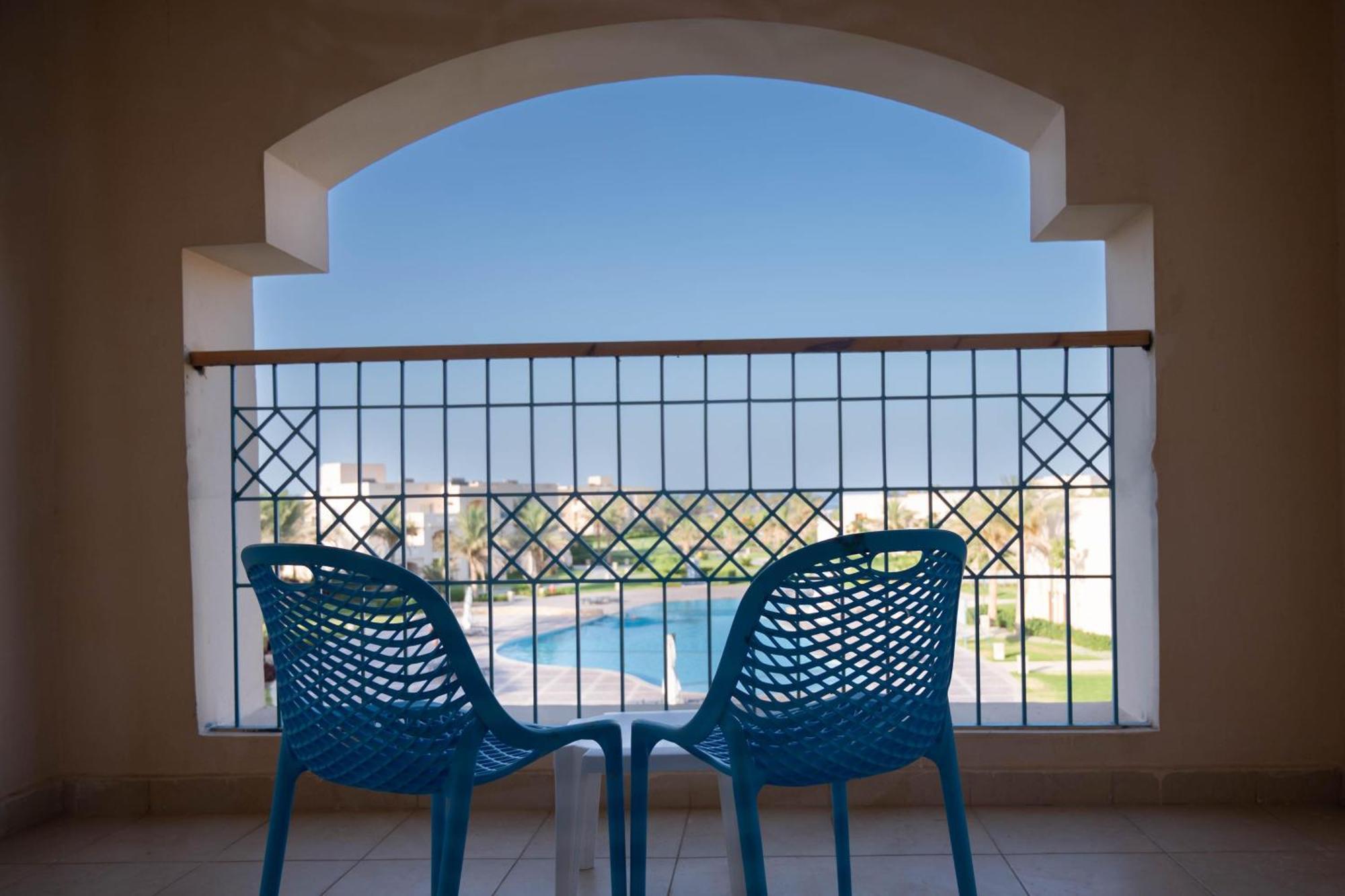 Sataya Resort Marsa Alam Exterior foto A balcony