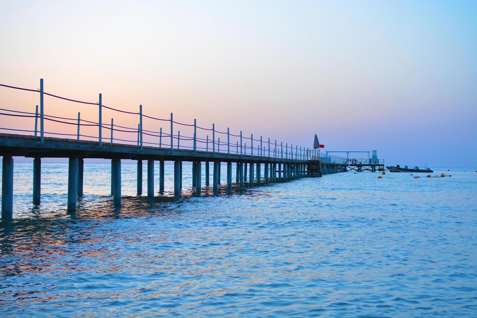 Sataya Resort Marsa Alam Exterior foto The pier at the beach of Agia Marina