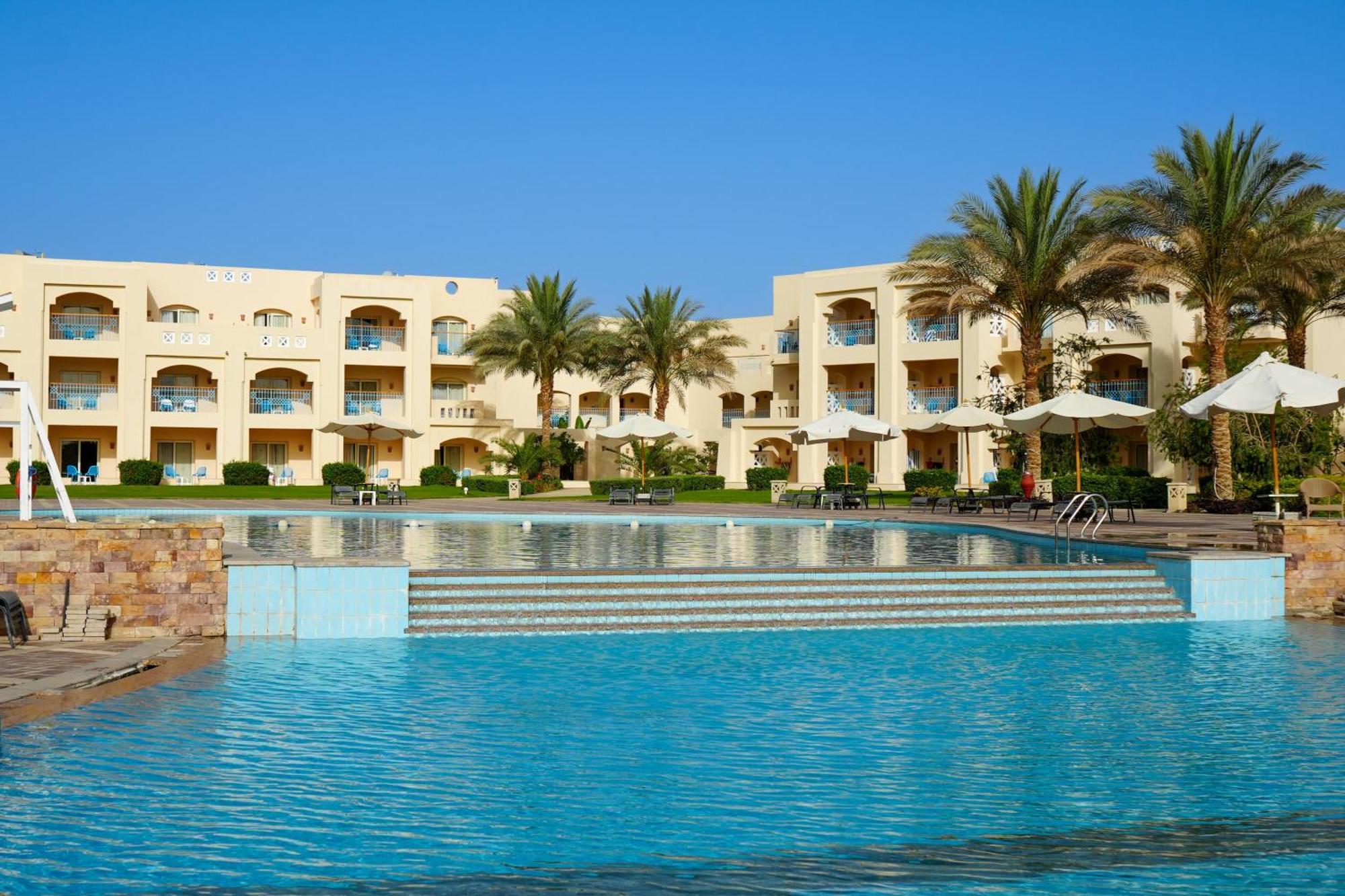 Sataya Resort Marsa Alam Exterior foto Hilton Sharm El Sheikh Resort